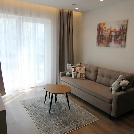 Warmzy - Modern 2 With Free Parking Apartamento